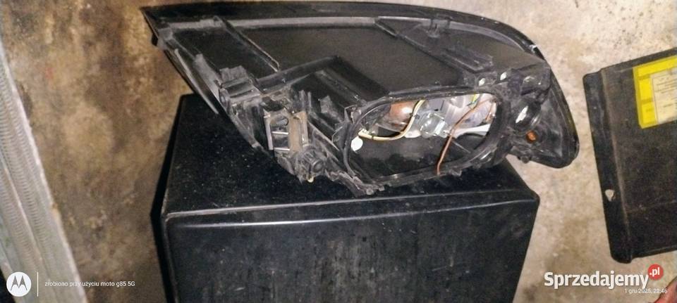 Reflektor lampa lewy przód Volvo V50 Lampy przednie Lubin