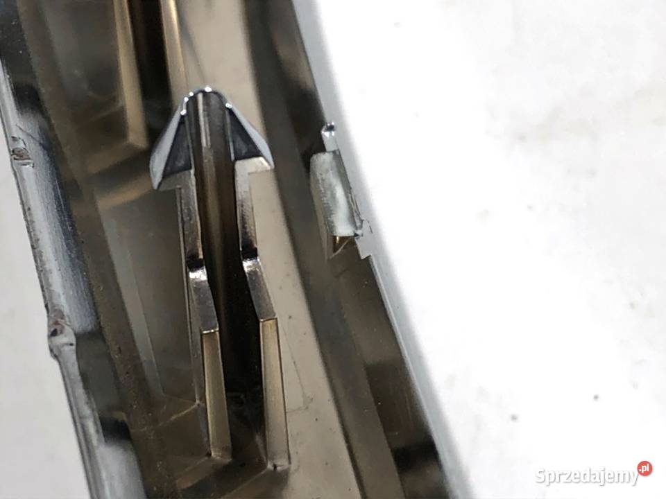 PRZEŁĄCZNIKI KIEROWNICY FORD FIESTA MK7 WŁĄCZNIK osobowe sprzedam