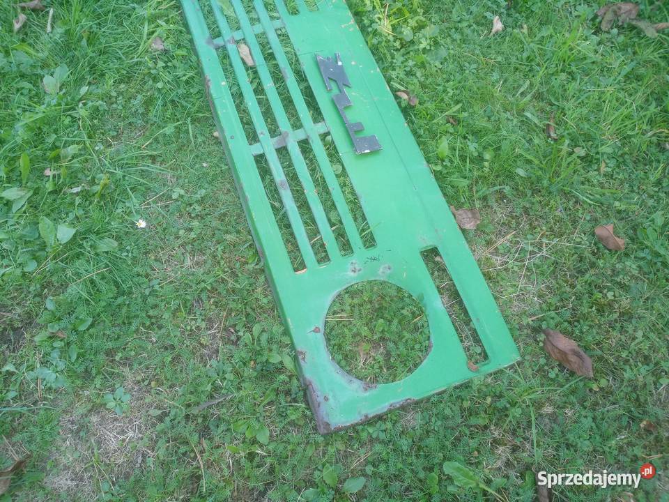 Żuk atrapa silnika
