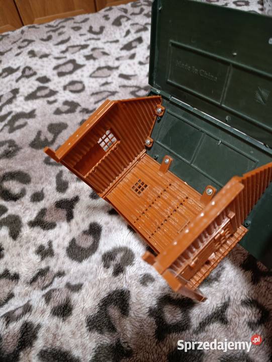 domek plastykowy do zabawy dzieci sprzedam