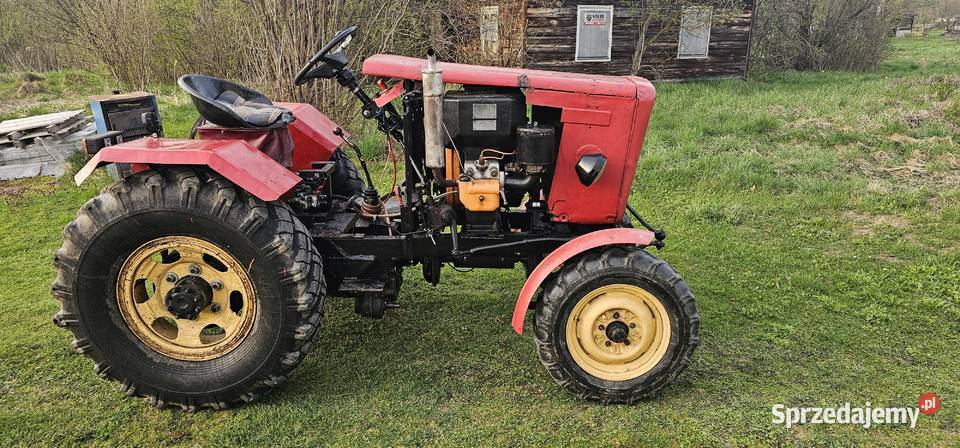 Sprzedam traktor z silnikiem Es 15 Niżna Łąka
