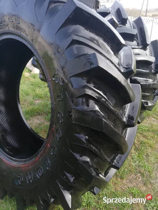 Opony 42085R28 169R28 Radialne Firestone bieżnik