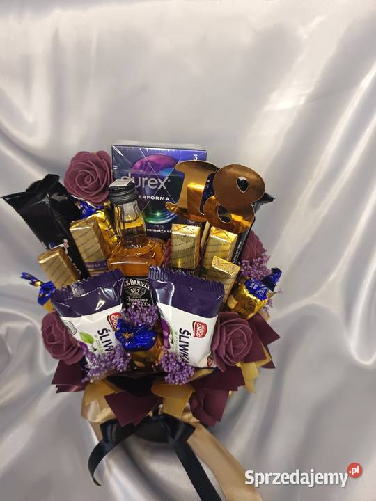 Box prezentowy prezent sweet box słodki prezent Kompozycje kwiatowe Warszawa sprzedam