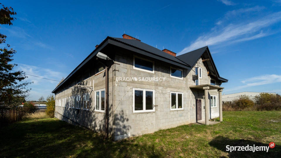 wynajmu lokalu 429m2 Cianowice
