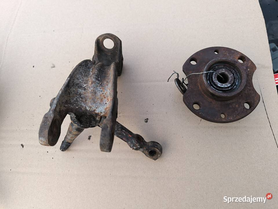 Fiat 126p BIS 700 zwrotnica lewa prawa obejma Stalowa Wola