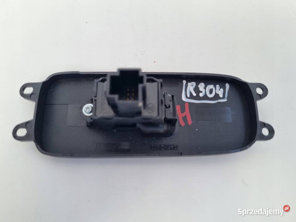 Volvo S40 II V50 PRAWY PRZEDNI PRZEŁĄCZNIK SZYB osobowe Rudka