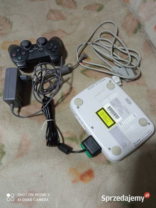 sprzedam konsole PlayStation one komplet z 40 Chorzów