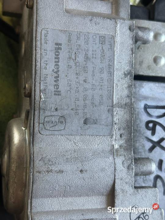 Armatura gazowa Honeywell Type VR4605C 1086 Grabówka