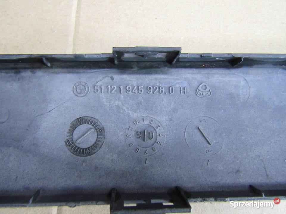 LISTWA ZDERZAKA TYLNEGO PRAWA BMW E30 1945928 Mysłaków sprzedam
