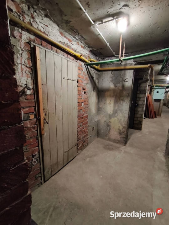 Wynajmę dużą piwnicę o powierzchni 8 m w bloku Wynajem Warszawa