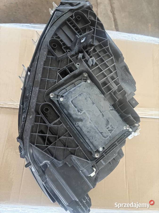 Lampa GLA 2024 lift wersja USA 2479066607 Wola Filipowska