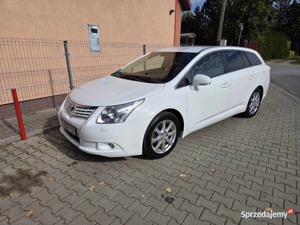 TOYOTA AVENSIS 20 D4DSPROWADZONYŁAŃCUCH biały Zamość