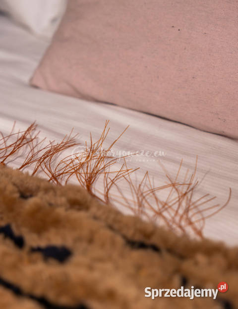 Dywan narzuta ze skór owczych tkana ręcznie małopolskie Szaflary