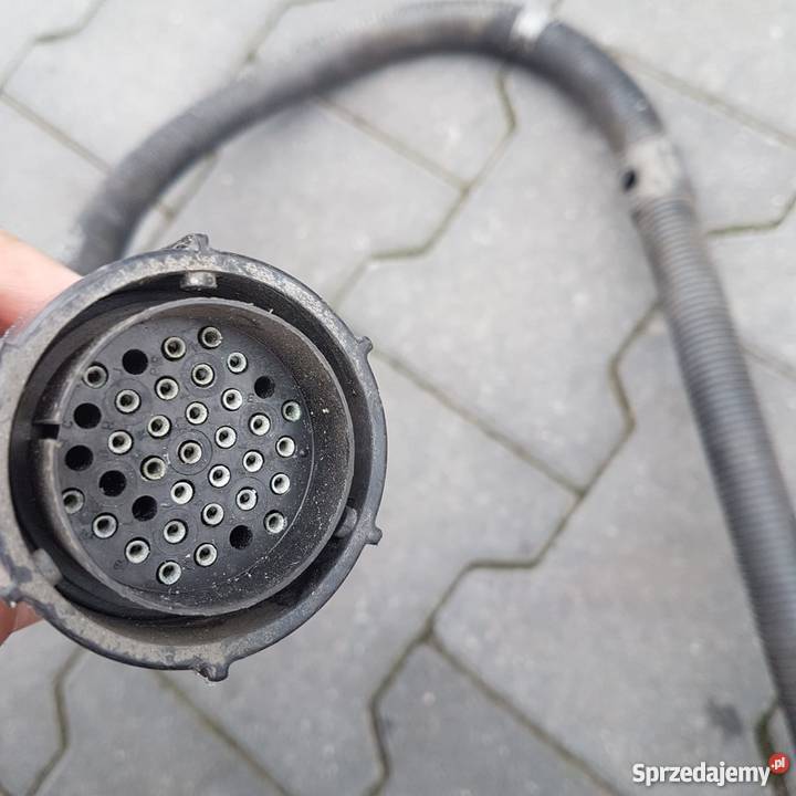 INSTALACJA RAMY ŚWIATEŁ MAN L2000LE materiały instalacyjne Rzędowice