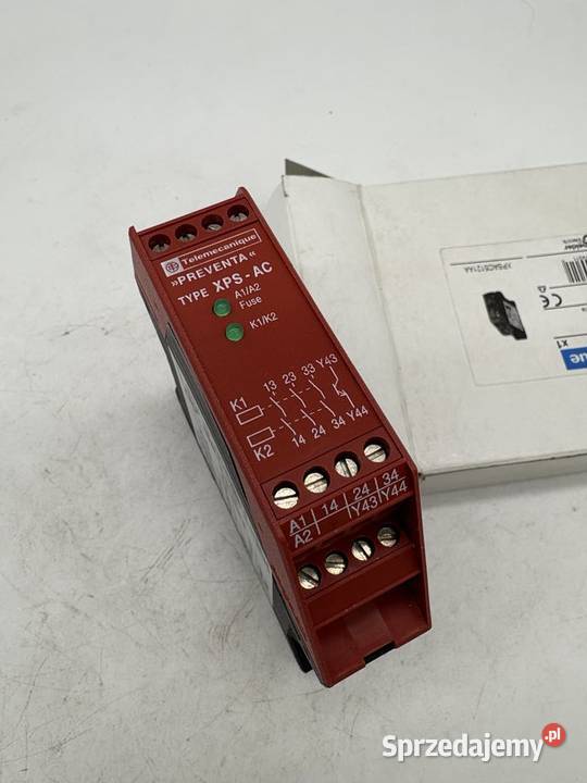Telemecanique XPSAC5121 Safety Relay Pozostałe sprzedam