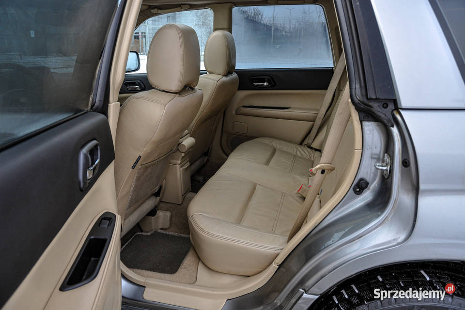 Subaru Forester 25T 230 LPG Automat Lift Skóry Forester Wrocław