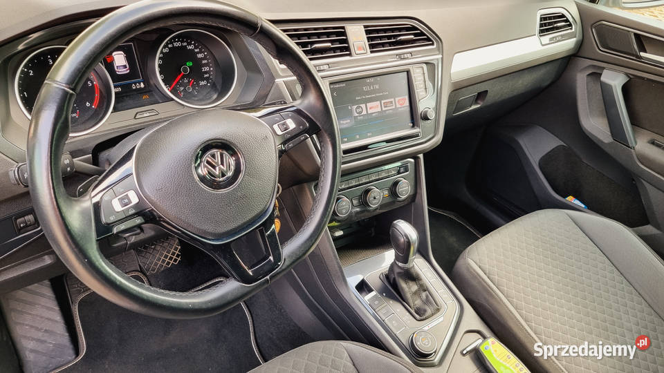 Volkswagen Tiguan 2017 DSG7 4x4 20 TDI Comfort asystent pasa ruchu Poznań