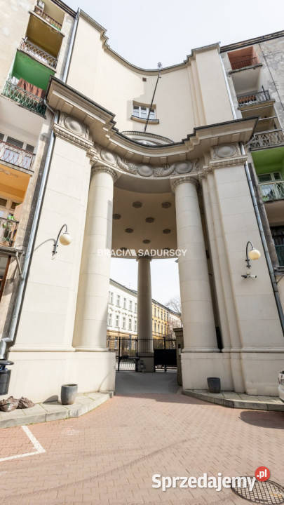 Mieszkanie 6516 metrów 3 pokoje Kraków kamienica