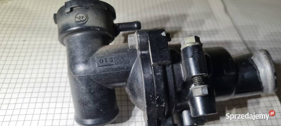 Yamaha FZ 750 Genesis obudowa termostatu