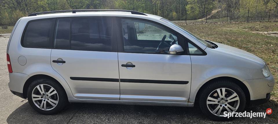 VW Touran 16 8V 102 2007r klimatyzacja elektryka Majdan Ostrowski