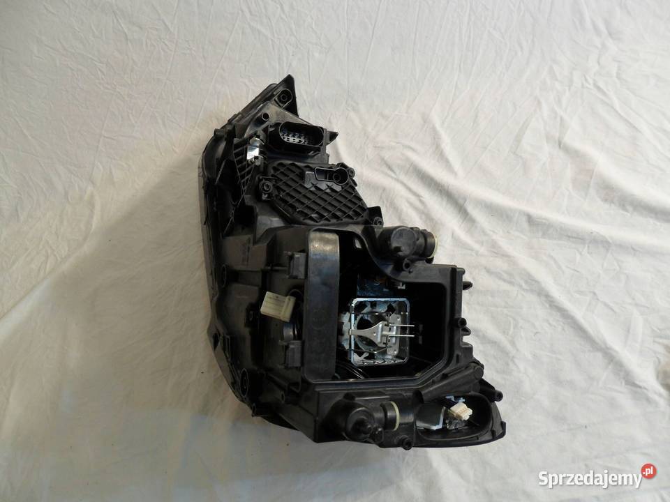 REFLEKTOR PRZÓD STRONA PRAWA AUDI A1 8XA941006 Nowy Tomyśl