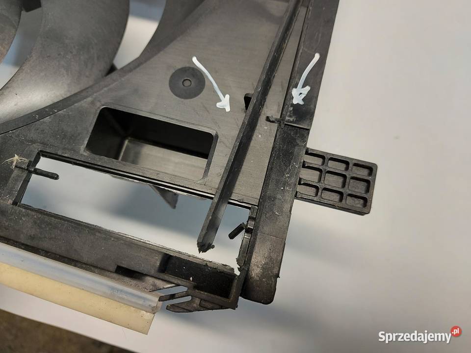 OPEL Grandland II Wentylator chłodnicy obudowa