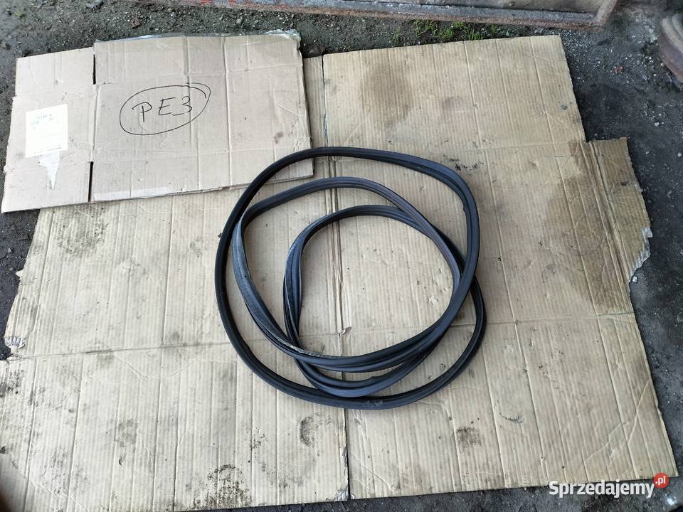 USZCZELKA BAGAŻNIKA FORD MONDEO MK3 Hatchback Kamień-Kolonia sprzedam