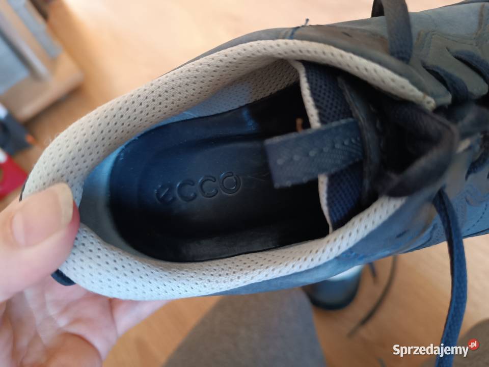 Buty sportowe męskie ECCO skóra niebieskigranat 24cm Szczyrk