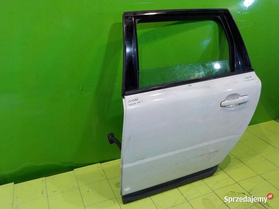 VOLVO V70 III 24 D5 09r drzwi lewe tyl kompletne osobowe Suków