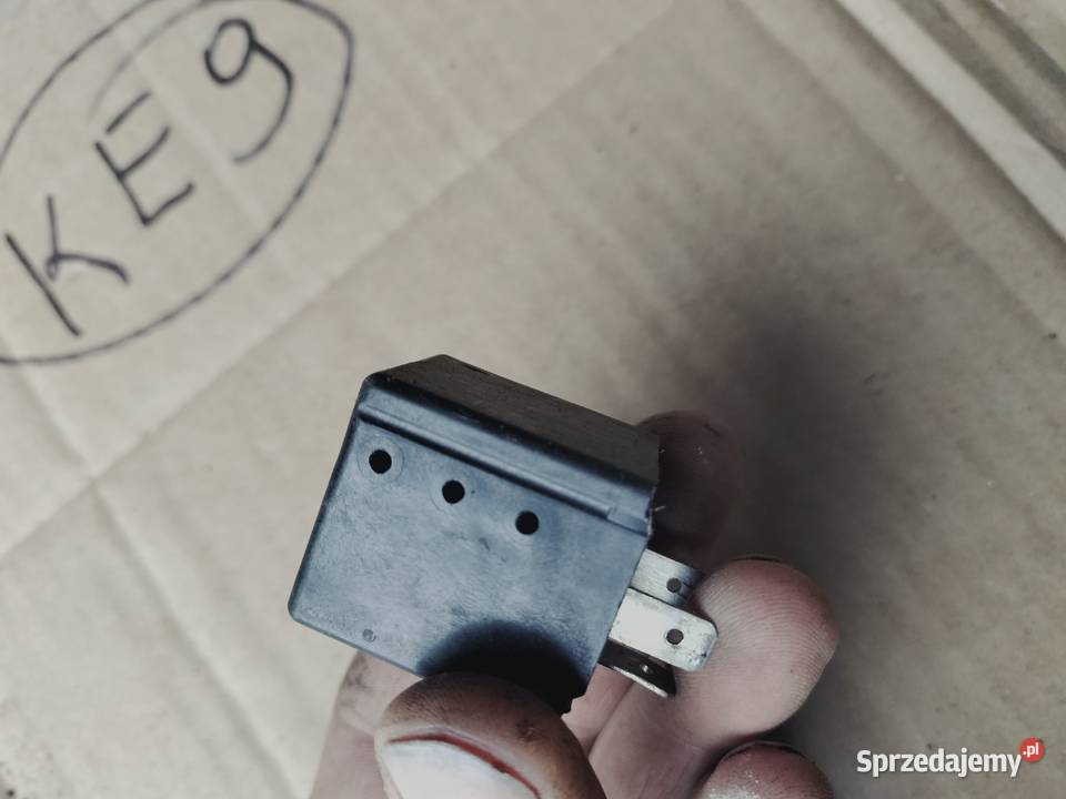 PRZEKAŹNIK OPEL 90240665 2502888 Kamień-Kolonia sprzedam