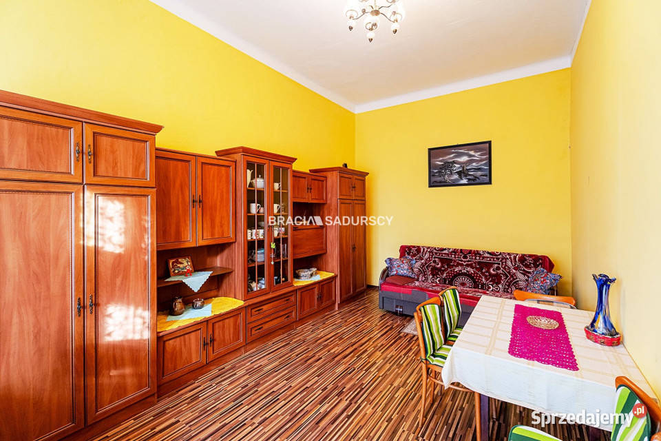 Dom wolnostojący 355m2 Grabie 2 piętra małopolskie