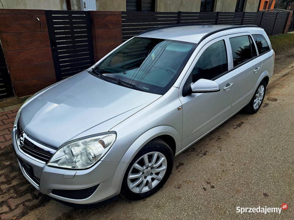 Opel astra H 09r wzorowa bezwypadkowa srebrny łódzkie Łask