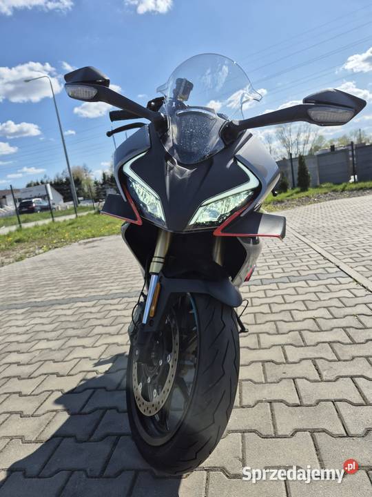 MOTOCYKL CFMOTO 450SR 2025 6162 doskonały stan Rok produkcji 2025 CF Moto Nowy Sącz sprzedam