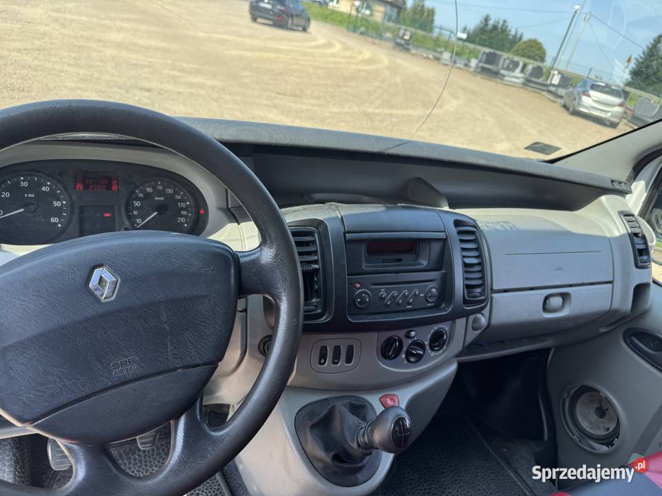 Renault Trafic II furgon 2008 r Renault Myślenice sprzedam