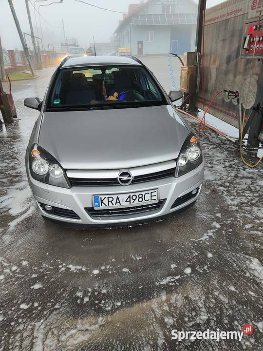 Opel astra h III benzyna Skała
