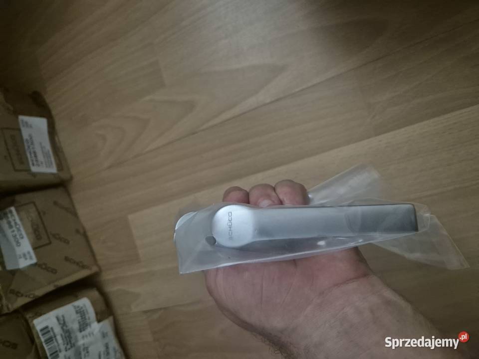 Klamki aluminiowe marki shucko Nowe srebrne 130 Suchorzów