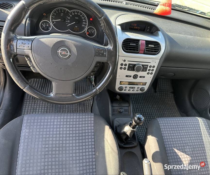 Opel Corsa C 10 benzyna 2005r podkarpackie Pilzno sprzedam