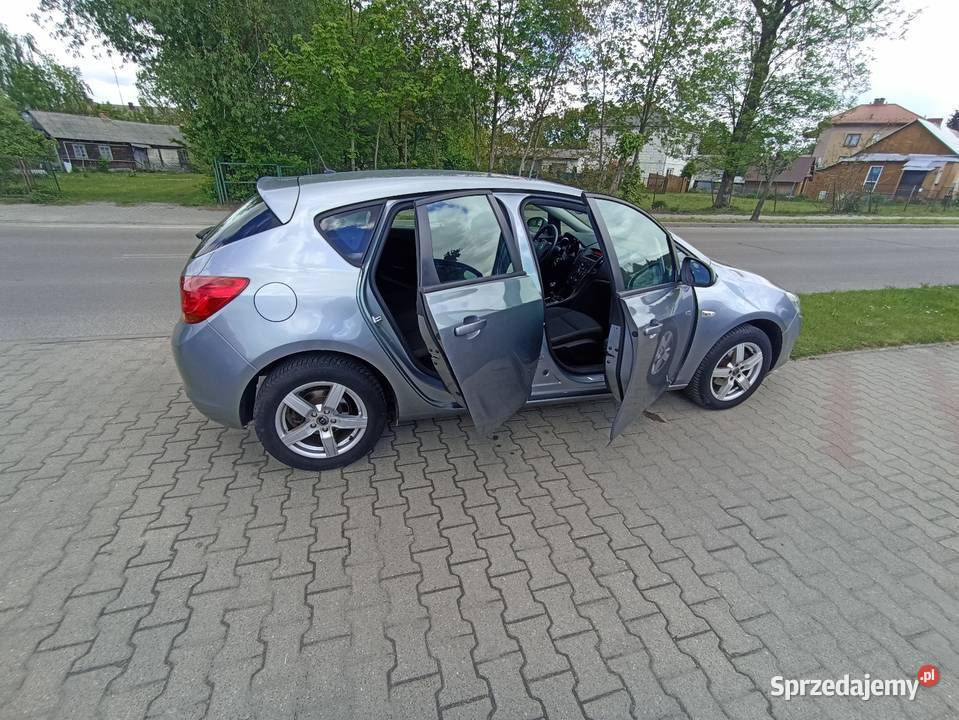 Opel Astra J manualna Tyszowce