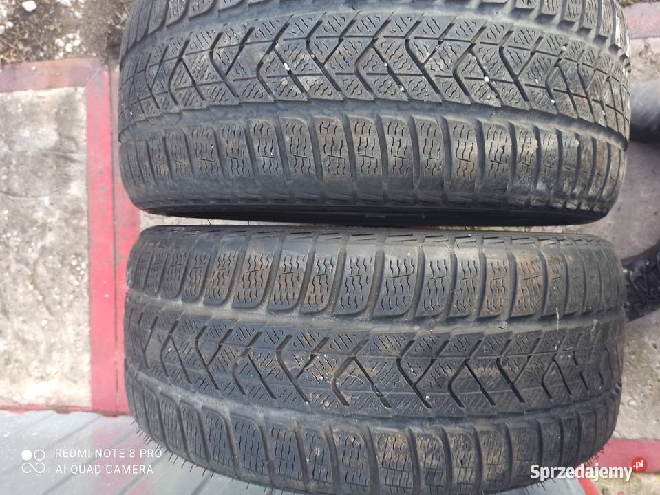 Opony zimowe Pirelli Sottozero 3 24535 R19 dwie