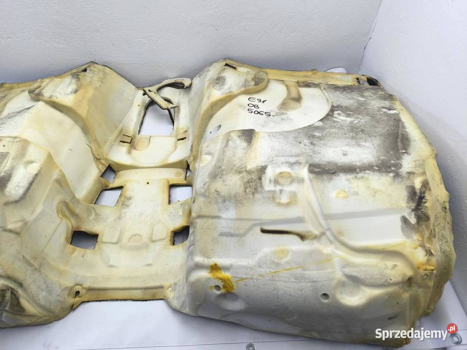 DYWAN WYKŁADZINA PODŁOGA PRZÓD BMW E61 E60 wielkopolskie