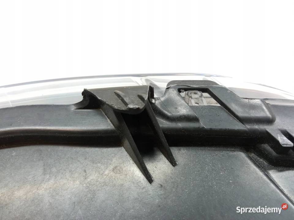LAMPA PRZÓD PRAWA EUROPA 9820059280 Citroen C3 sprzedam