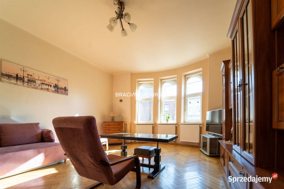 sprzedaży mieszkania 1314m2 4pok Kraków sprzedam