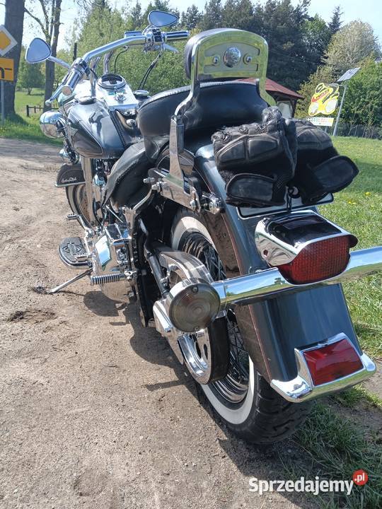 Harley Davidson Heritage Softail evo FLSTN cruiser