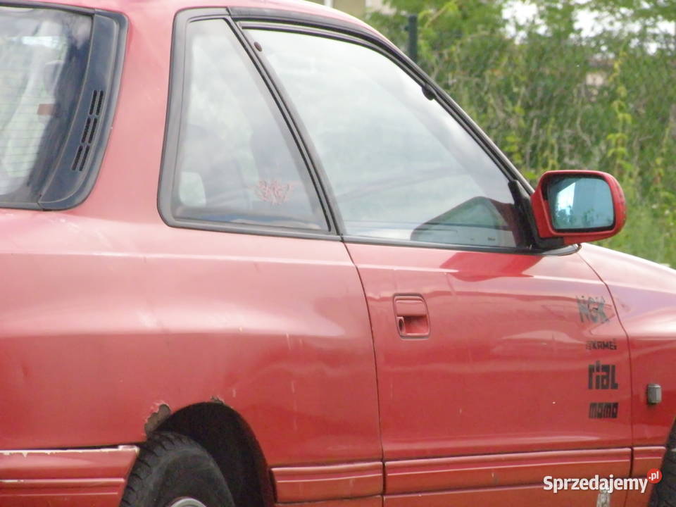 Mazda 626 GD Coupe uszkodzona czerwony Bydgoszcz