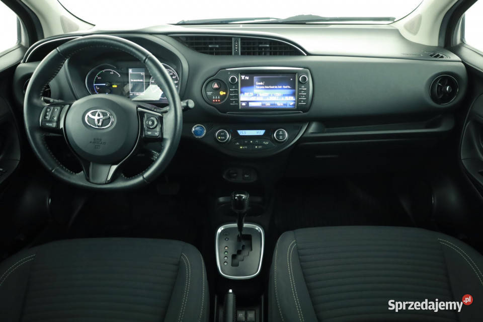 Toyota Yaris 15 Hybrid klimatyzacja Piaseczno sprzedam