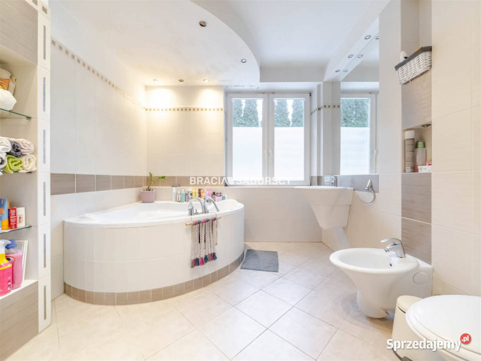 Dom wolnostojący 260m2 Michałowice