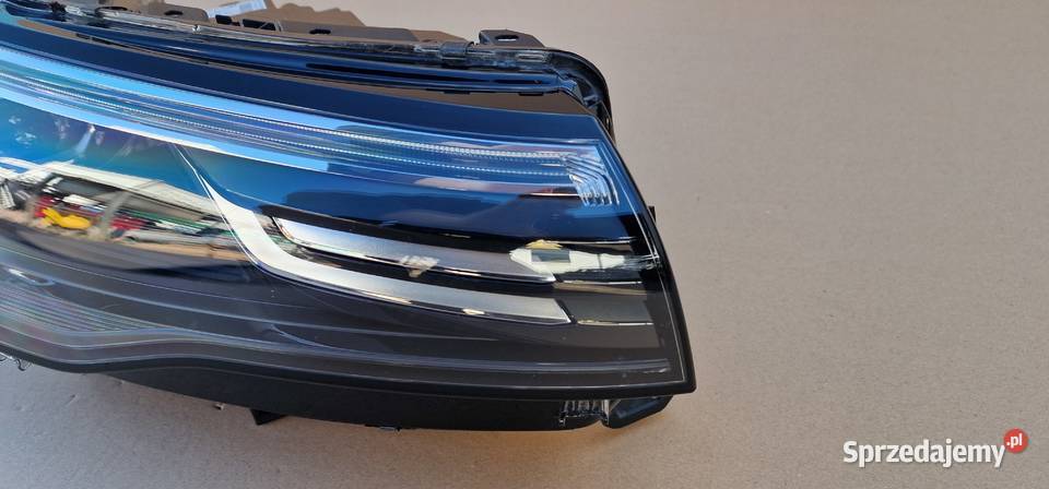 VW TIGUAN III REFLEKTOR LAMPA LED PRAWA osobowe