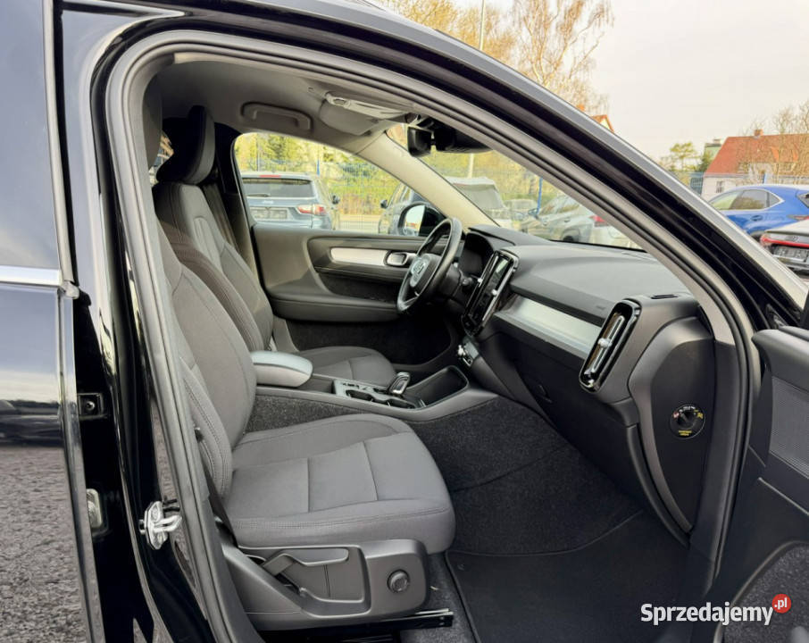 Volvo XC 40 T5Plugin262Gwarancja XC 40 Samochody osobowe Kamienna Góra