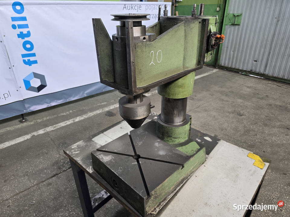 Nitownica radialna BRCKER ze stołem 20 Rok produkcji 1999 Trkusów sprzedam