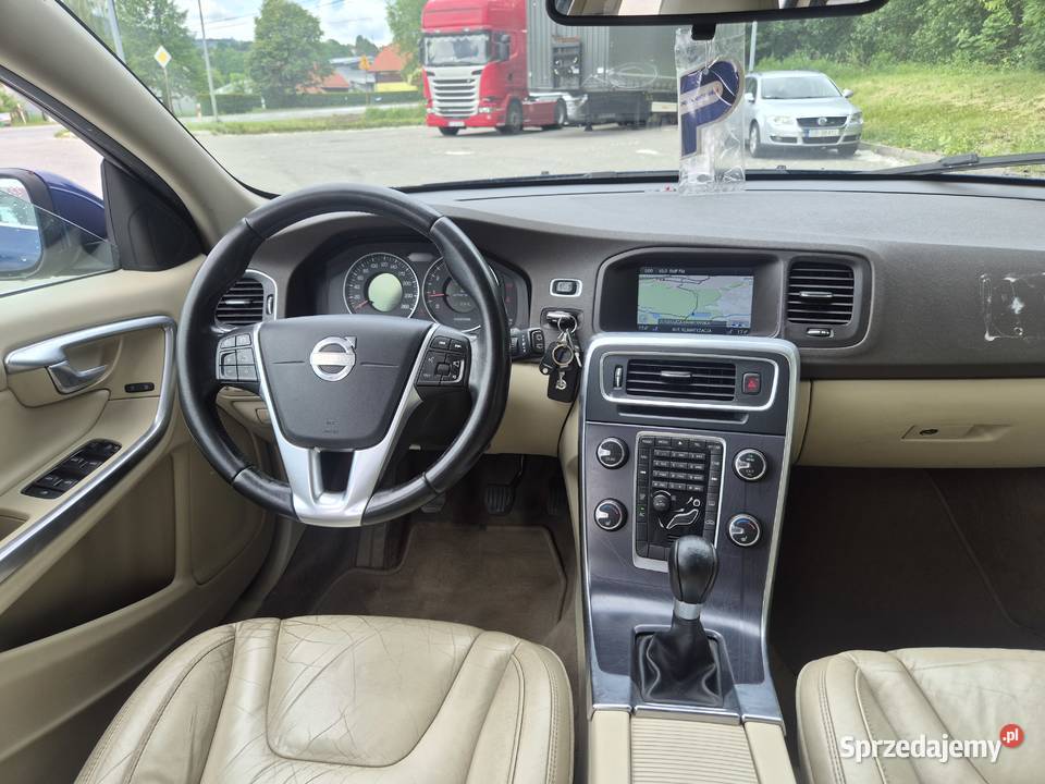 Volvo V60 16150 Bogato wyposażone Wersja Ocean Bujaków
